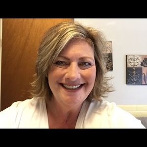 Meet your Posher, Pam